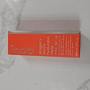 Rodial dragon's blood hyaluronic mask